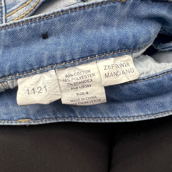 👖|•ETHYL CLOTHING•| Light Wash Skinny Jeans Size 6👖 - Picture 5 of 5